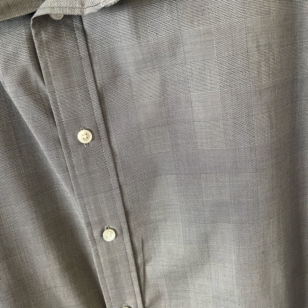Indochino Luxury Men’s Casual Shirt - Picture 6 of 13